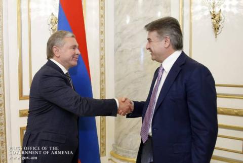 Armenian PM, Moscow minister discuss cooperation development 