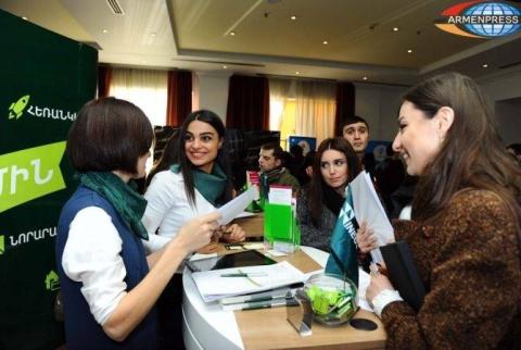 Number of unemployed decreases in Armenia, but labor market still faces discrepancy of supply and demand