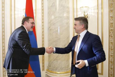 Armenian PM holds meeting with Russian Ambassador