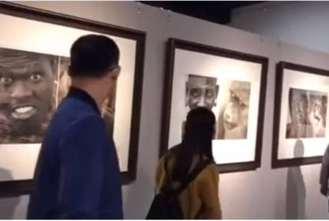 В Китае закрыли фотовыставку, где африканцев сравнили с животными