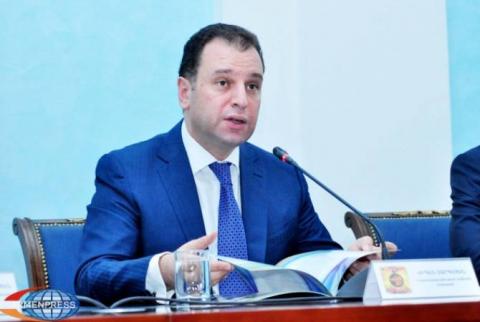 Участие добровольцев в действиях ВС Армении будет регулироваться в рамках закона