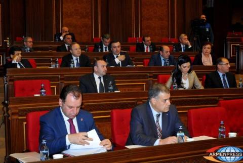 ԱԺ-ում քննարկվում է «Ես եմ» և «Պատիվ ունեմ» ծրագրերի իրականացման իրավական հիմքերն ապահովող նախագիծը  