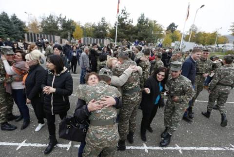 Yerevan Mayor, Armenia’s defense minister meet with servicemen of bordering military bases 