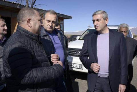 Վահան Մարտիրոսյանը Գեղարքունիքի մարզում ծանոթացել է ճանապարհաշինական ծրագրերի ընթացքին
