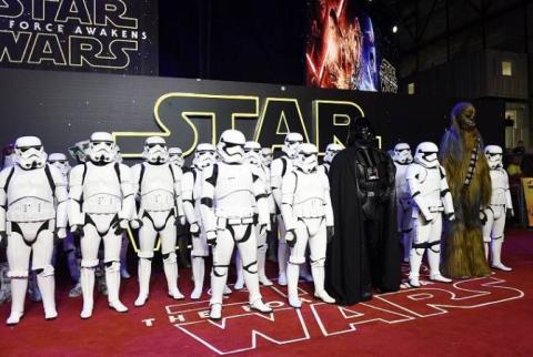 Disney анонсировал новую трилогию о "Звездных войнах"