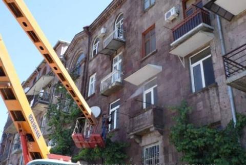 Мэрия Еревана планирует в будущем году отремонтировать 190 балконов в 80 зданиях