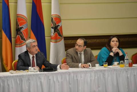 Նախագահը հյուրընկալվել է «Անդրանիկ Մարգարյան» քաղաքական դպրոցում