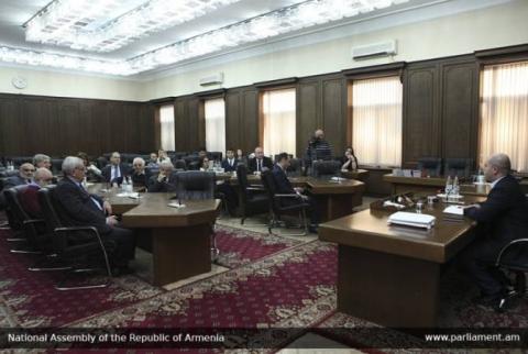 В парламенте Армении состоялось заседание Аналитического совета