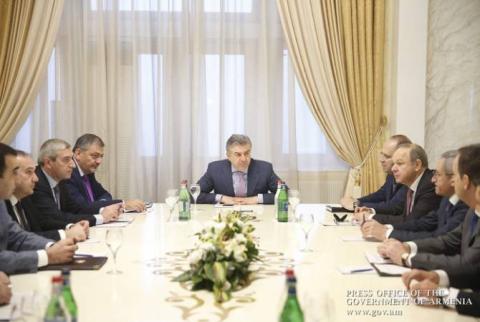 PM Karapetyan holds consultation on implementation of Armenia-EU new agreement