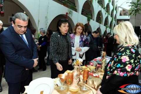 Երևանի քաղաքապետարանում բացվեց «Սիրիահայ մշակույթի շունչը Երևանում» ցուցահանդես-տոնավաճառը