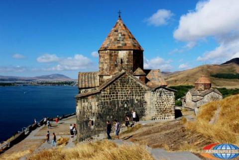 2017 թվականի հուլիս-հոկտեմբեր ամիսներին Սեւան է այցելել 83 հազար 44 զբոսաշրջիկ