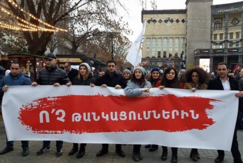 «Ելք»-ը երթ անցկացրեց գնաճի դեմ