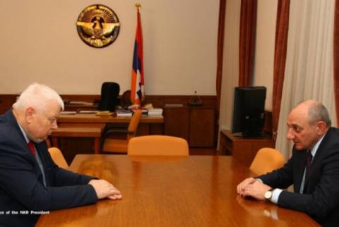 Բակո Սահակյանը և Անջեյ Կասպշիկը քննարկել են շփման գծում տիրող իրավիճակը