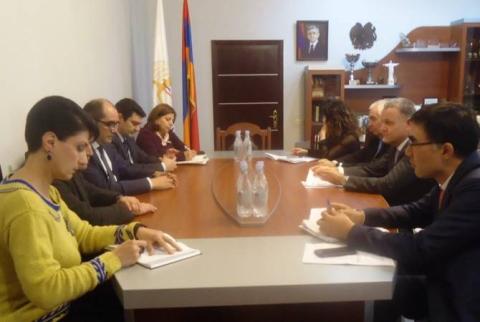 Նախարար Ռոստոմյանն ընդունել է Եվրոպական հանձնաժողովի ներկայացուցիչ Վասիլիս Մարագոսին 