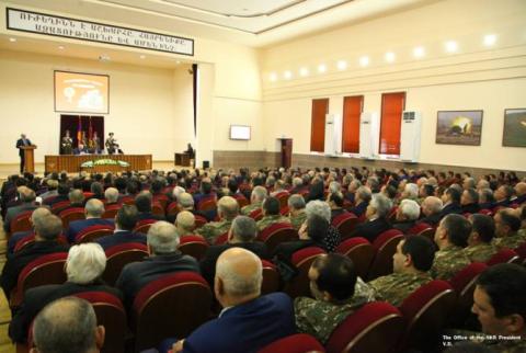 رئيس جمهورية آرتساخ باكو ساهاكيان يشترك في المؤتمر السابع لاتحاد المقاتلين القدامى من أجل الحرية