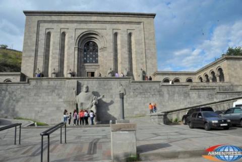 Մատենադարանի տնօրենի թափուր պաշտոնը զբաղեցնելու համար միայն մեկ դիմում է ներկայացվել