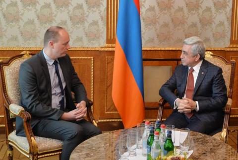 President Sargsyan receives Executive Director of IMF Dutch-Belgian Subgroup 