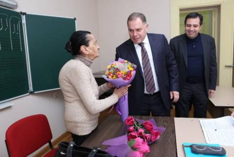 Հովհաննես Սահակյանը շնորհավորել է Գինեսի ռեկորդակիր 99-ամյա Մարիա Տոնոյանին տոնական միամսյակի կապակցությամբ