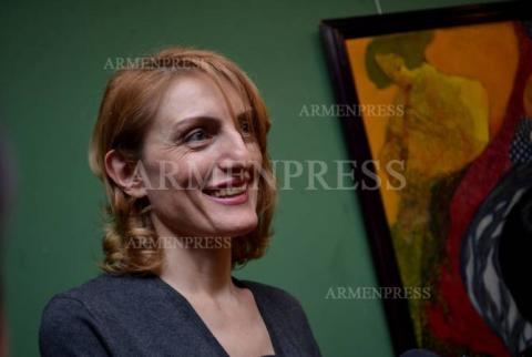 Любой конфликт можно решить: писательница Абгарян о Нагорном Карабахе