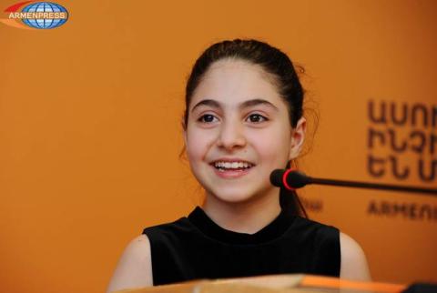 11-ամյա քանոնահար Մերի Մուսինյանն առաջիկայում ելույթ կունենա Սպիվակովի հետ