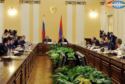 Состоялось совместное заседание Постоянной комиссии НС Армении по внешним связям и Комитета ГД ФС РФ по делам СНГ, евразийской интеграции и связям с соотечественниками