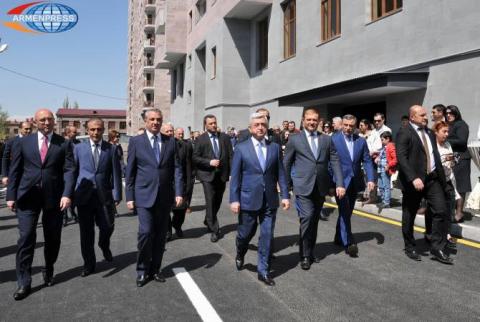 ՀՀ Նախագահը մասնակցել է երիտասարդ մասնագետների համար նոր շենքի բացմանը