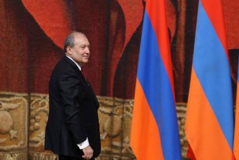 Կինն ազգի առանցքն է. Արմեն Սարգսյանը հասարակություններում կնոջ դերի մասին