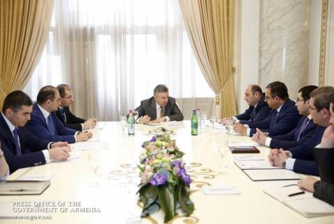 Կարեն Կարապետյանը հանձնարարել է կանոնակարգել ԱԱՀ վճարման ժամկետի հետաձգման գործընթացը