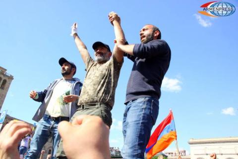 Переговоры Пашинян-Карапетян состоятся 25 апреля