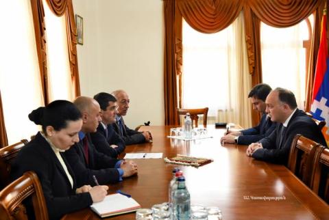 Արայիկ Հարությունյանը ընդունել է Աբխազիայի արտաքին գործերի նախարար Դաուր Կովեին