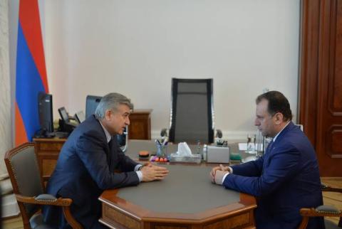 Reforms launched in Armed Forces should continue, says acting Armenian PM