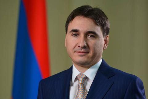Acting Deputy PM of Armenia departs for Moscow for working discussions