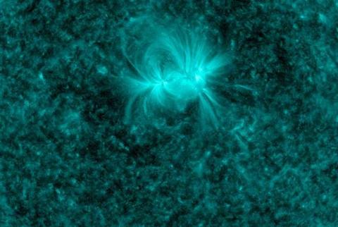 NASA показало "голубое" Cолнце