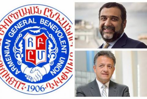 Новоизбранный премьер-министр Армении Никол Пашинян получает поздравления