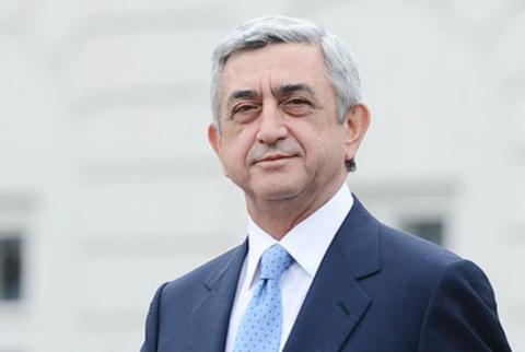 Serzh Sargsyan addresses message to Presidents of Armenia and Artsakh on May 9