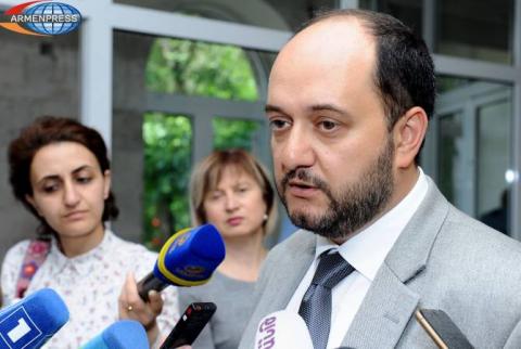 ԿԳ նախարարը վստահեցնում է՝ «Քաղաքացիական պայմանագիր» կուսակցություն տնօրեններ կամ ռեկտորներ չեն ընդունվել