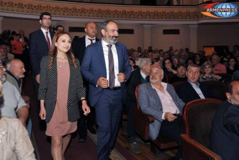 ՀՀ վարչապետ Նիկոլ Փաշինյանը հանդիպեց մշակութային գործիչների հետ