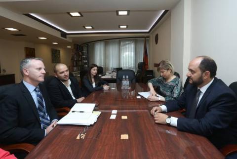 Արայիկ Հարությունյանն ընդունել է Ասիական զարգացման բանկի հայաստանյան գրասենյակի տնօրենին