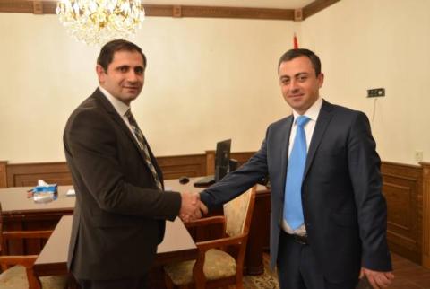 Նախարար Սուրեն Պապիկյանը ներկայացրեց Գեղարքունիքի նոր մարզպետ Իշխան Սաղաթելյանին