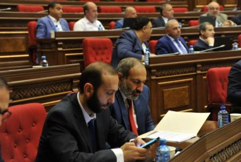 Նիկոլ Փաշինյանի համոզմամբ՝ առանց կոռուպցիան արմատախիլ անելու արդյունաբերություն և տնտեսություն չի լինի