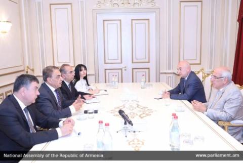 Արա Բաբլոյանը ՀԲԸՄ ղեկավարների հետ քննարկել է հայրենիք-սփյուռք կապերի ամրապնդման հարցեր