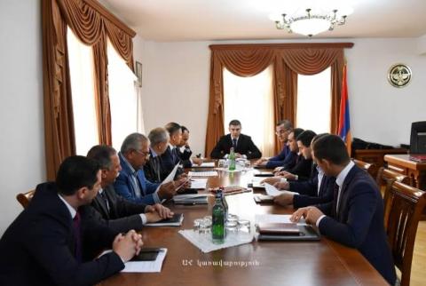 Արցախի պետնախարար Գրիգորի Մարտիրոսյանը հրավիրել է ընդլայնված աշխատանքային խորհրդակցություն