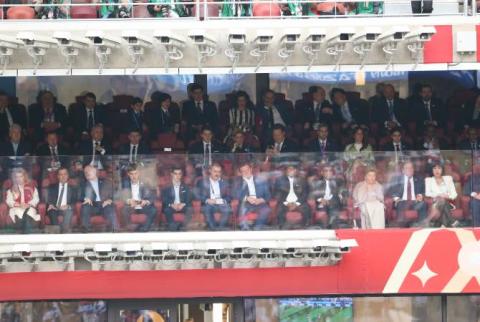 PM Pashinyan attends solemn opening ceremony of 2018 FIFA World Cup and watches the first match