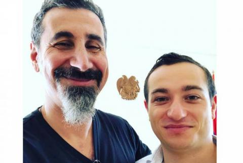 Serj Tankian, Mkhitar Hayrapetyan exchange ideas on interesting projects