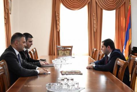 Artsakh state minister holds meeting with Armenia’s minister of territorial administration and development