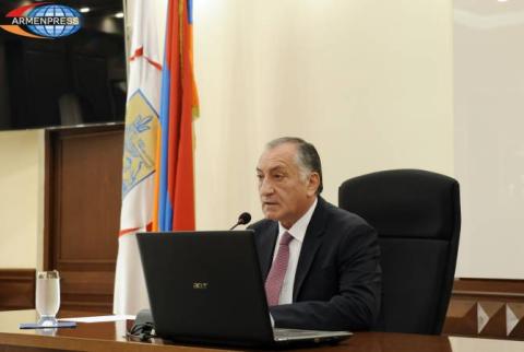 Երևանի ավագանու արտահերթ նիստին քվորում չկար, հայտարարվեց 30 րոպե ընդմիջում