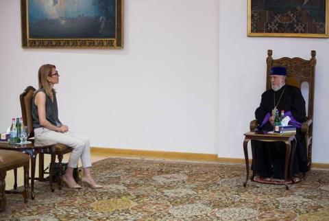 His Holiness Garegin II receives minister of labor and social affairs