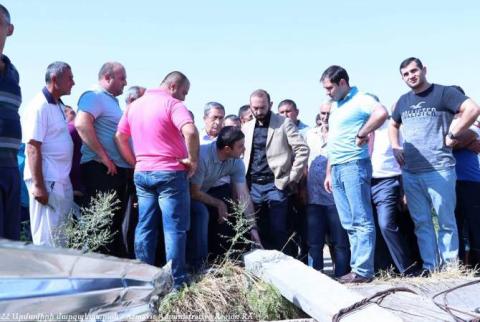 Կառավարությունը չպետք է միայնակ թողնի գյուղացիներին. Արարատ Միրզոյանն այցելել է կարկուտից տուժած համայնքներ 