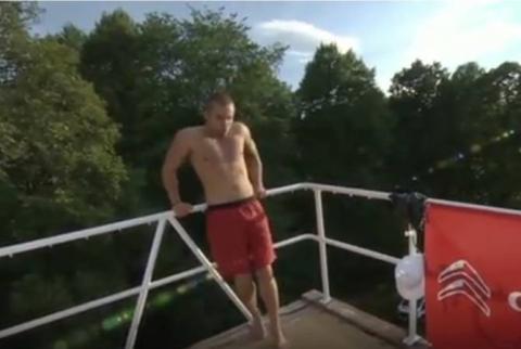 Cоревнования по прыжкам в воду животом прошли в Осло