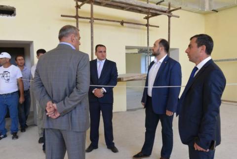 Արայիկ Հարությունյանը մտահոգված է Մարտունու ավագ դպրոցի շինարարության վերջնաժամկետով